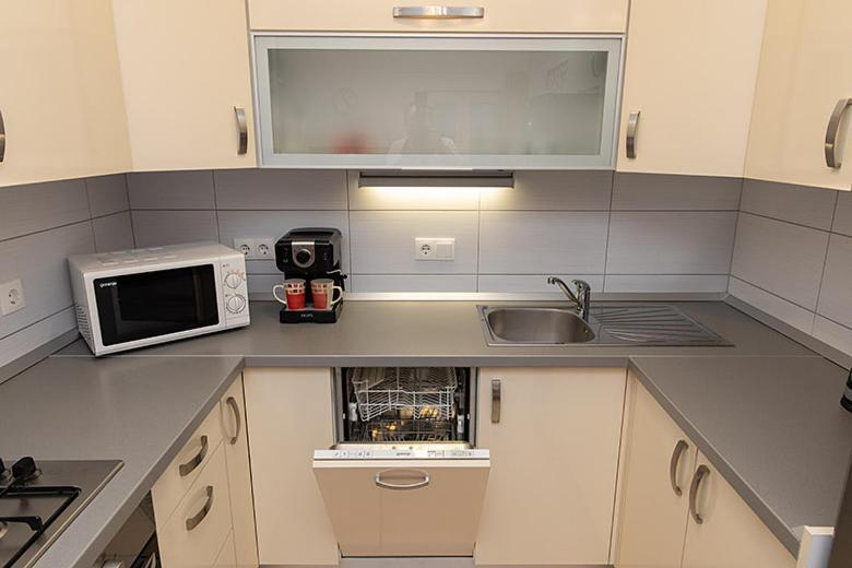 Apartmani Vice Brela Buitenkant foto
