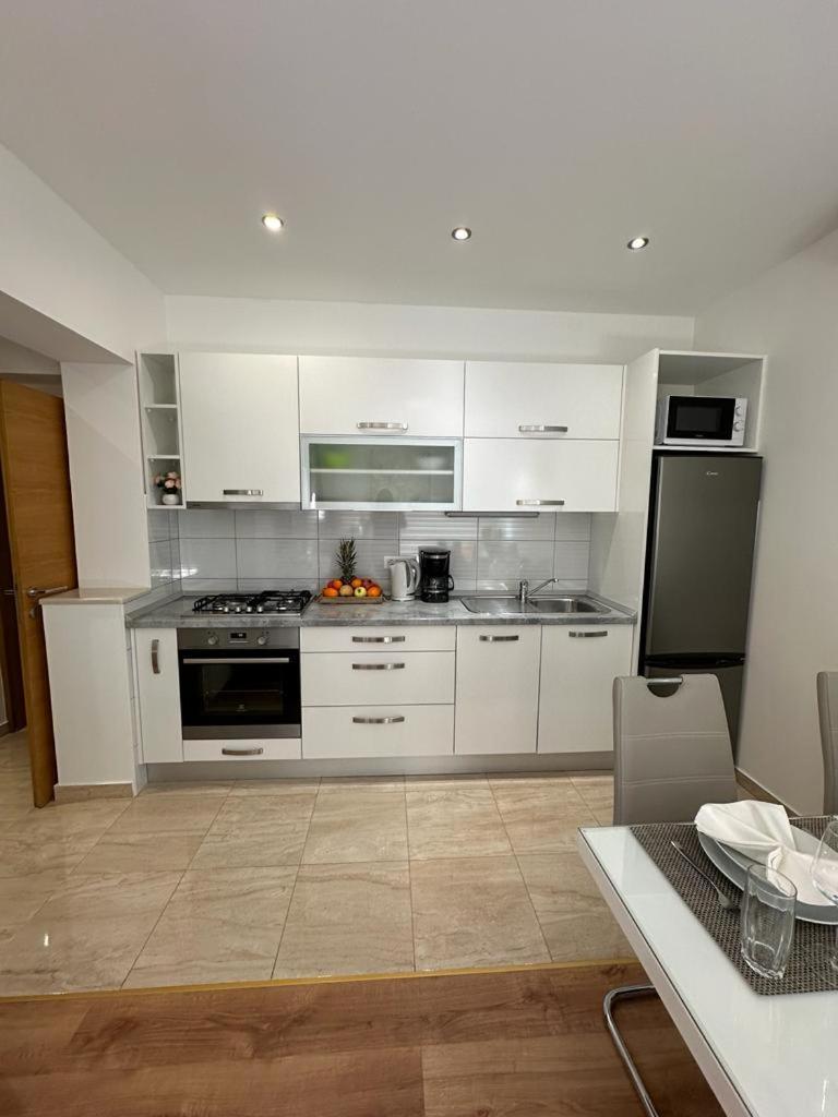 Apartmani Vice Brela Buitenkant foto
