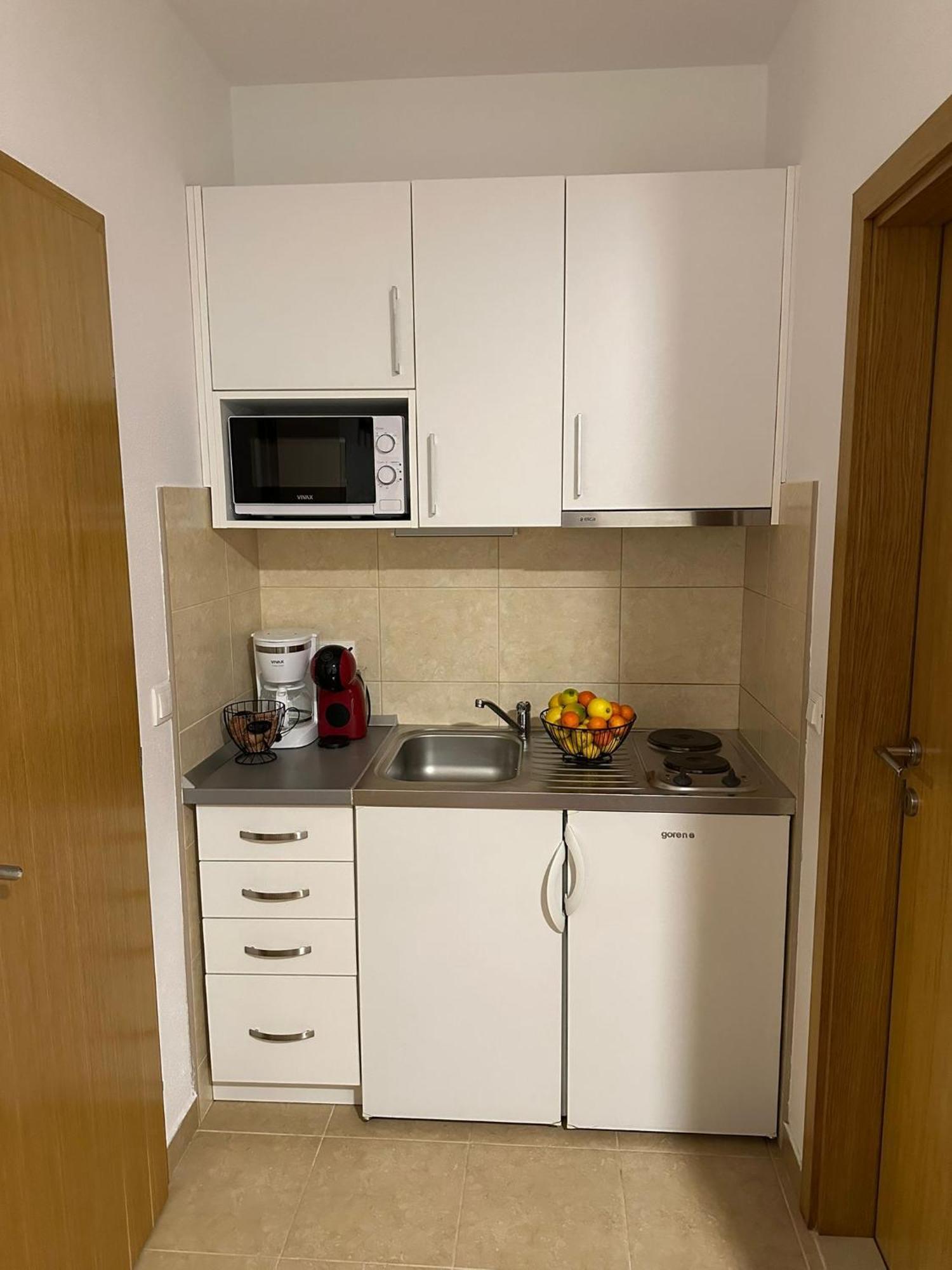 Apartmani Vice Brela Kamer foto